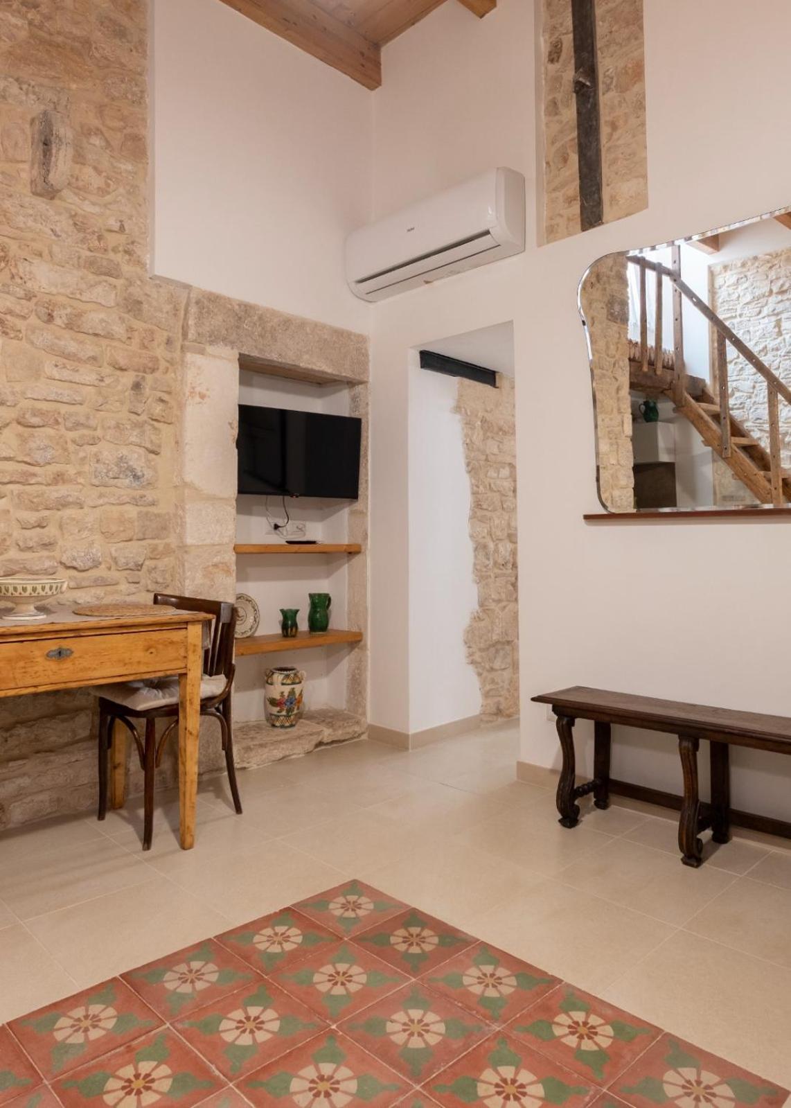 Palazzo Rizzi Dimora Dei Templari 호텔 비테토 외부 사진